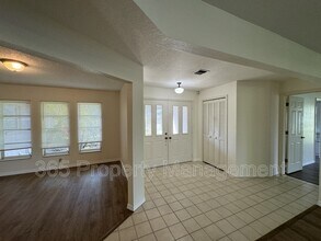 21164 Burkhart Dr in Port Charlotte, FL - Building Photo - Building Photo