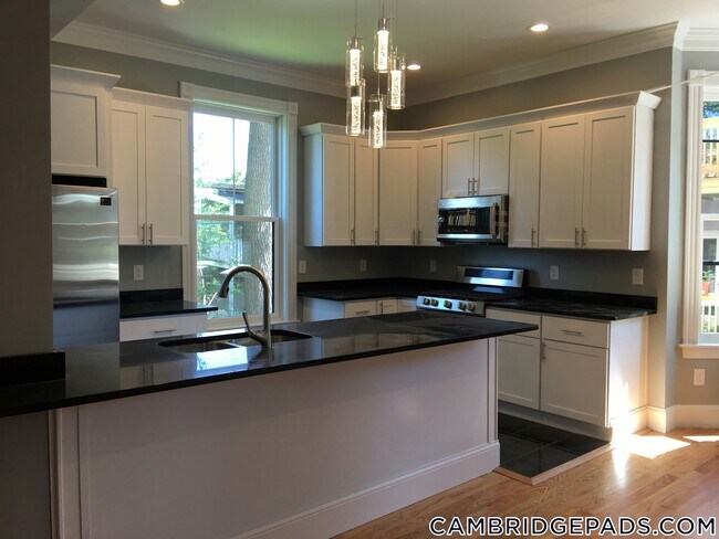93 Upland Rd