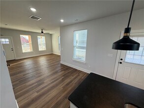 1043 S Laramie Hts in Fayetteville, AR - Building Photo - Building Photo