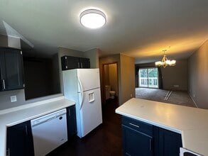 5793 Williamsburg Way, Unit 5793 in Fitchburg, WI - Foto de edificio - Building Photo