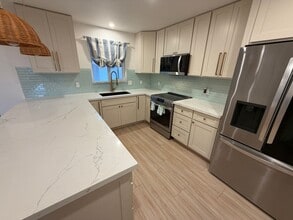 1395 Hiahia St in Wailuku, HI - Building Photo - Building Photo