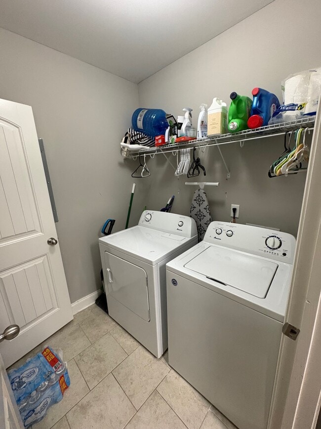 318 Paul T Cir, Unit 318 Paul T Circle in Oxford, MS - Foto de edificio - Building Photo