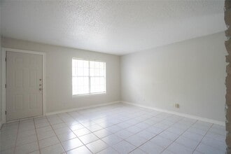 11903 Argonne Forest Trail in Austin, TX - Building Photo - Building Photo