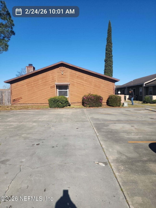 1456 Gifford Ave