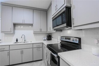 23 Maryland St in Alton, TX - Building Photo - Building Photo