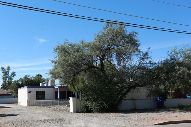 3426-3432 E Willard St in Tucson, AZ - Building Photo - Building Photo