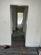 8631 1/2 State St in South Gate, CA - Building Photo - Building Photo