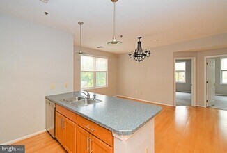 154 Bridge St in Phoenixville, PA - Building Photo - Building Photo