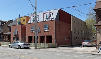 86 Jones Ave in Toronto, ON - Building Photo