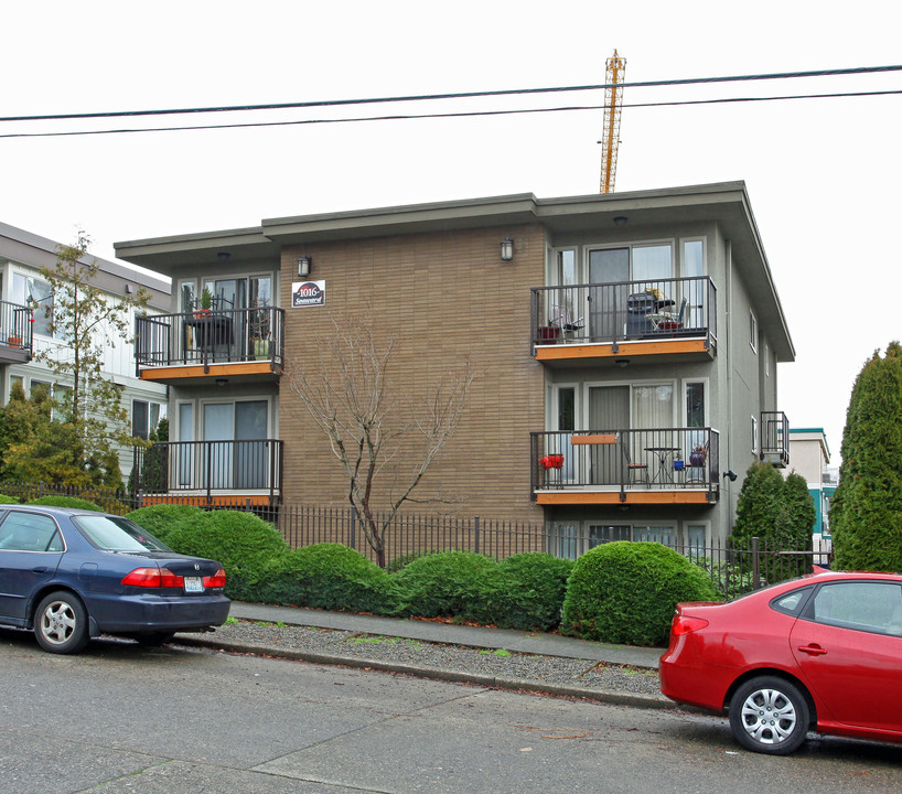 Seaward Condos in Seattle, WA - Foto de edificio