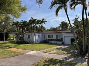 9302 NW 2nd Ct in Miami Shores, FL - Building Photo - Building Photo