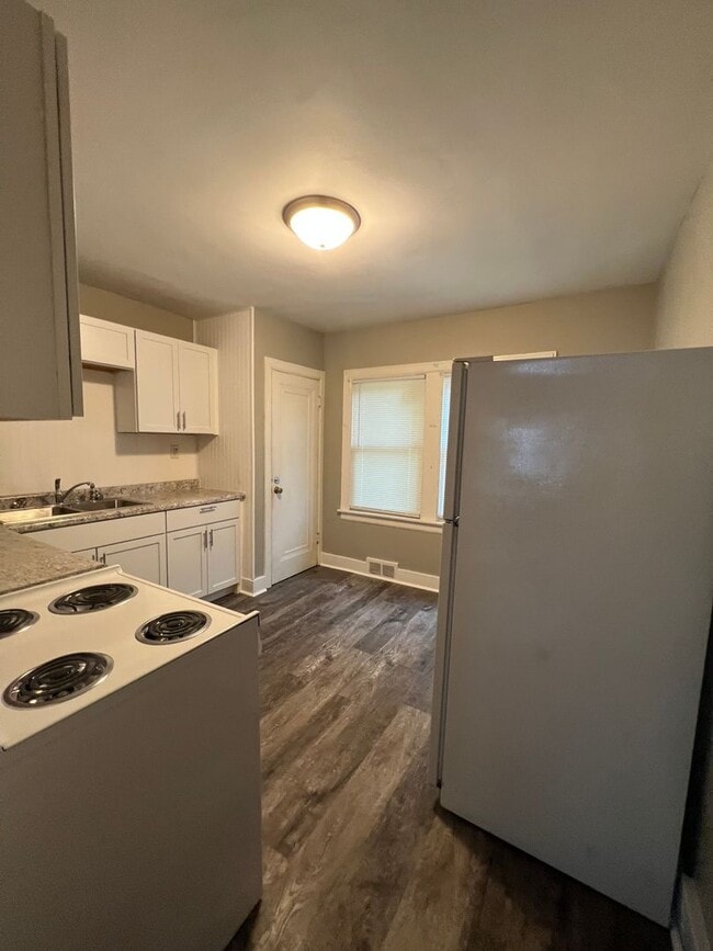 1704 Farnam St in Davenport, IA - Building Photo - Building Photo