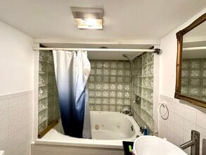 8 Sewall St, Unit 1 in Boston, MA - Foto de edificio - Building Photo