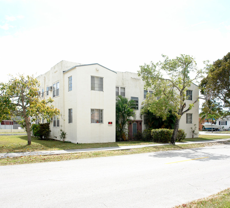 1015 S 17th Ave in Hollywood, FL - Building Photo