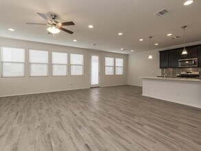 9101 Garnet Dr in Austin, TX - Building Photo - Building Photo