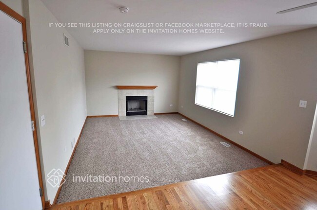 1420 Lily Cache Ln in Bolingbrook, IL - Building Photo - Building Photo