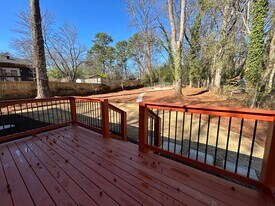 1226 Beechview Dr SE in Atlanta, GA - Building Photo