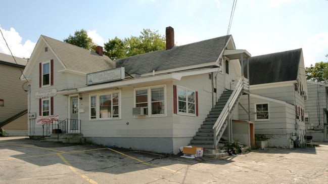 45 Birch St in Derry, NH - Building Photo - Building Photo