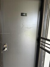230 NW 87th Ave in Miami, FL - Building Photo - Building Photo