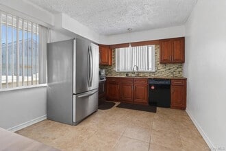 1716 Camp Ave in Merrick, NY - Building Photo - Building Photo