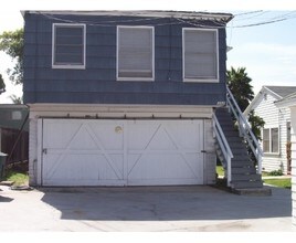 250-254 H St in Chula Vista, CA - Foto de edificio - Building Photo