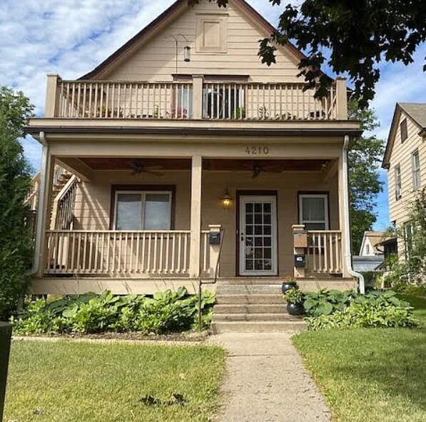 4210 Nicollet Ave in Minneapolis, MN - Building Photo