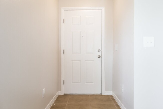 907 Muirwood Way in Winter Garden, FL - Foto de edificio - Building Photo