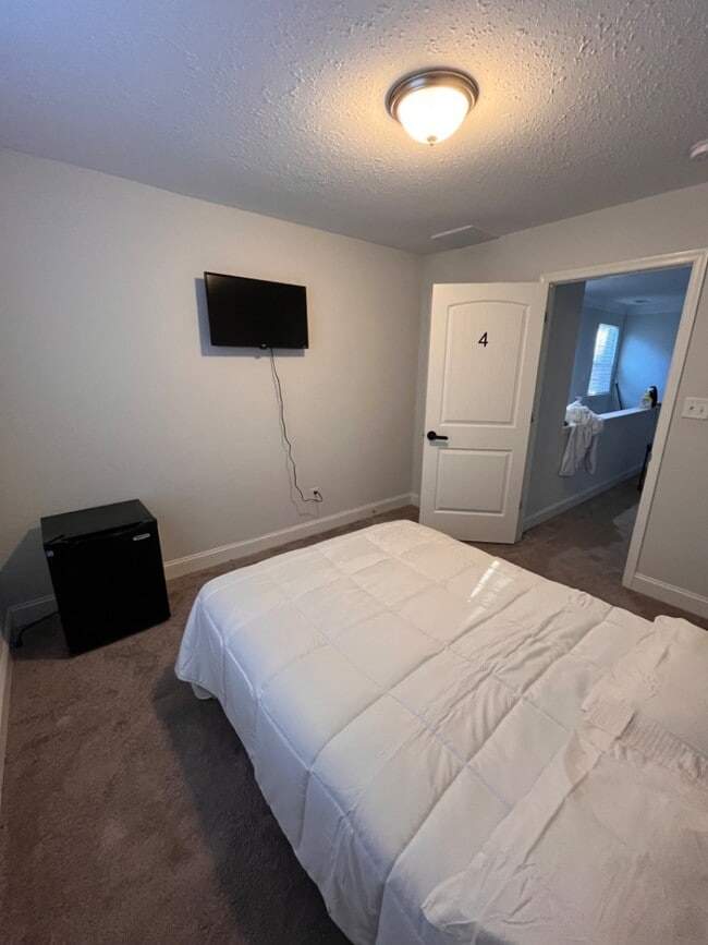 property at 633 Vaughan Ave