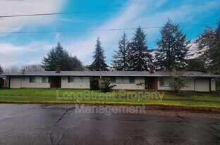 5160 NE Willamette Ave in Adair Village, OR - Building Photo