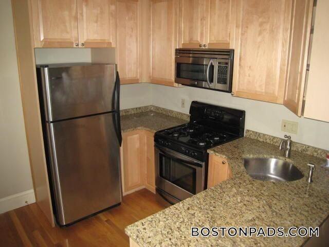 117 Columbia St, Unit 1 in Cambridge, MA - Building Photo