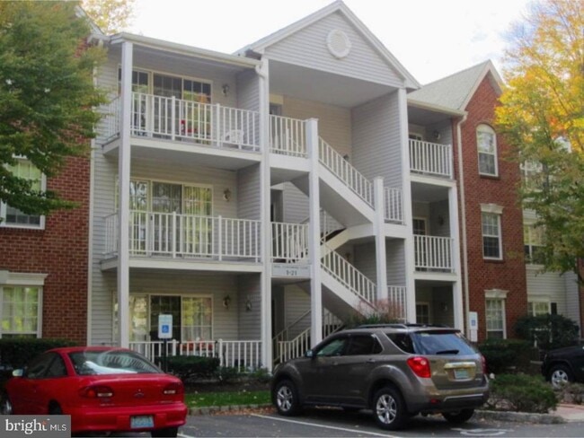 property at 14 Versailles Ct