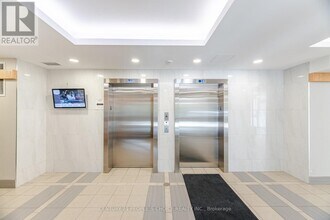 258A Sunview St in Waterloo, ON - Building Photo - Building Photo