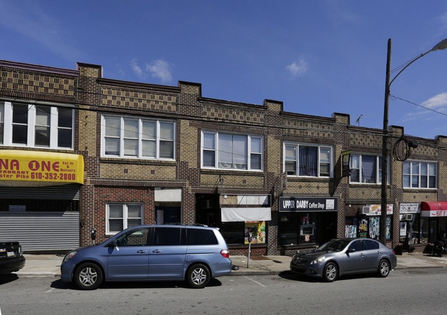 7327A-7331 W Chester Pike in Upper Darby, PA - Building Photo - Building Photo