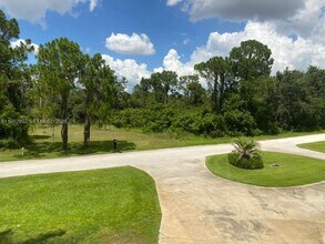 3116 Tanglewylde Ave in Lake Placid, FL - Building Photo - Building Photo