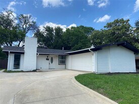 3035 Townsend Dr in Dallas, TX - Building Photo