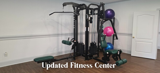 Pepper Tree Manor - 45+ Community in Houston, TX - Foto de edificio - Building Photo