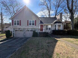 2063 Winsburg Dr in Kennesaw, GA - Building Photo