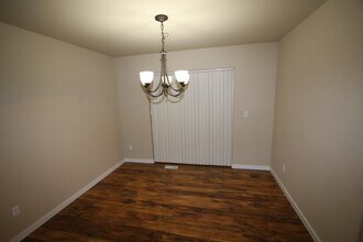 3936 Lakehurst Cir in Anchorage, AK - Building Photo - Building Photo