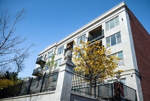 Luxe at Union Hill in Kansas City, MO - Building Photo
