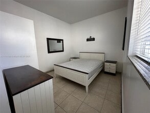 13591 SW 176th Terr in Miami, FL - Building Photo - Building Photo