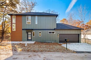 50 Thaxted Dr in Bella Vista, AR - Building Photo