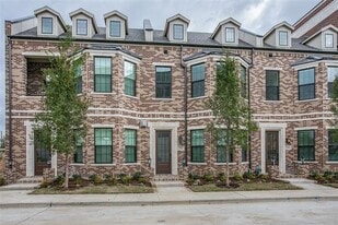 232 Crockett St in Roanoke, TX - Building Photo