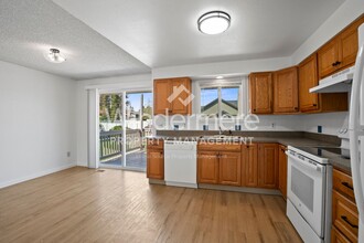 2523 E 44th Ave in Spokane, WA - Building Photo - Building Photo