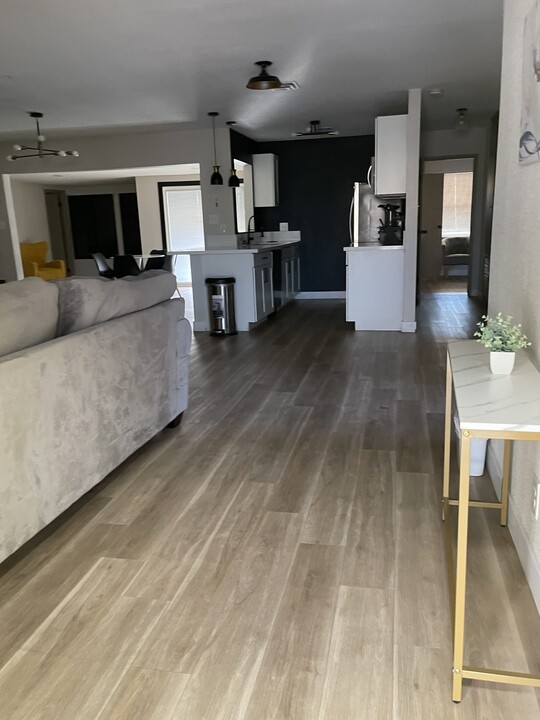 3724 Riviera Ave in Las Vegas, NV - Building Photo
