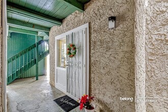 3575 Oakvale Rd, Unit 411 in Decatur, GA - Building Photo - Building Photo