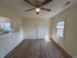 1821 7th St SE in Decatur, AL - Building Photo - Building Photo