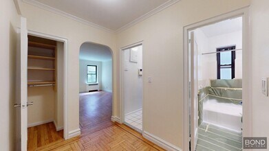 124 E 24th St in New York, NY - Building Photo - Building Photo