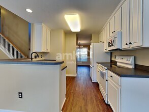 11 Bittercrest Ct in Simpsonville, SC - Building Photo - Building Photo