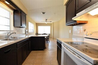 7129 Turquoise Ln in Orlando, FL - Building Photo - Building Photo