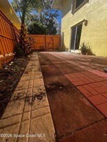 11195 Roseland Rd in Sebastian, FL - Building Photo